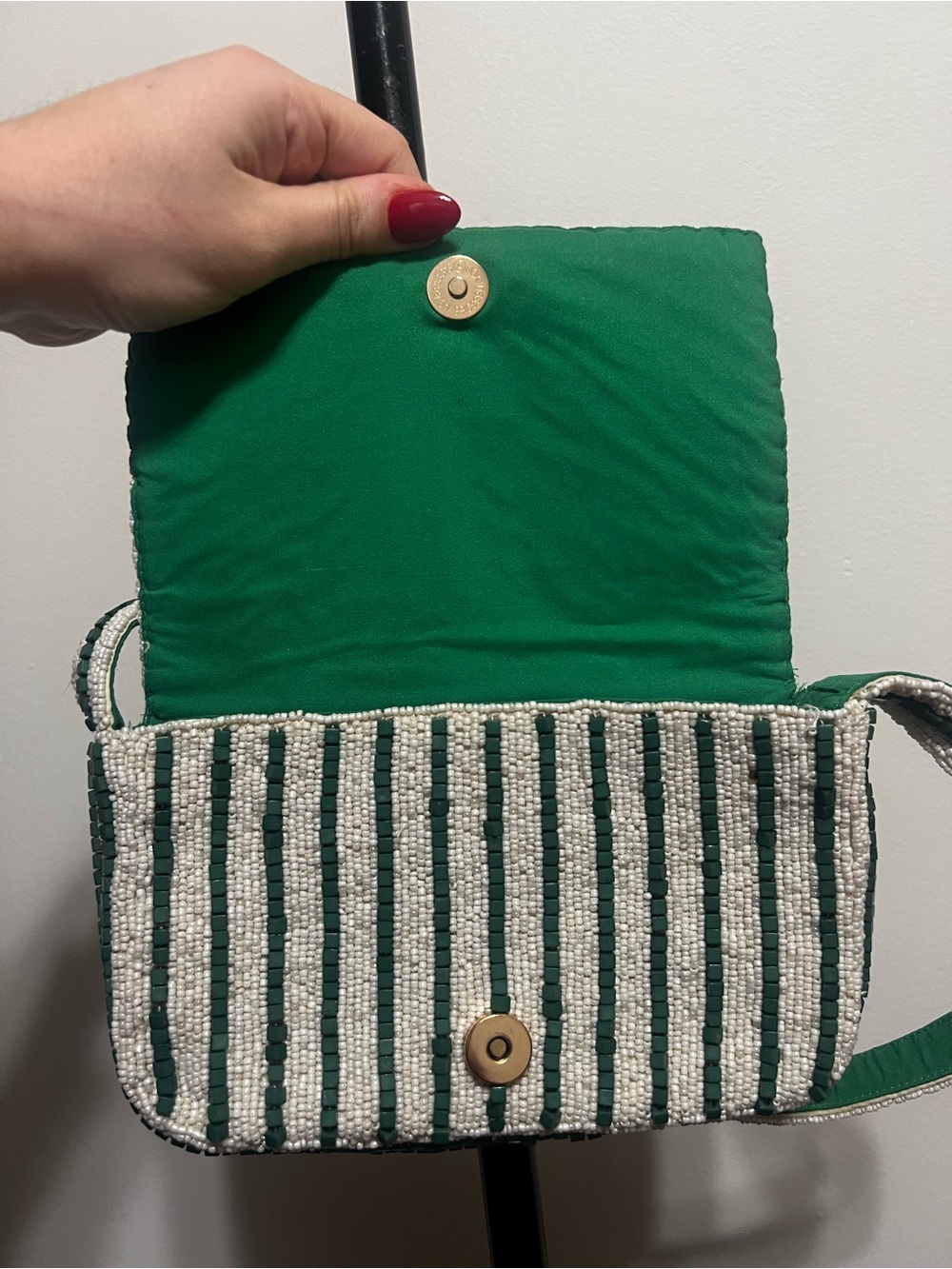 Beaded Tomato Stripe Shoulder Bag in Green and White - Picture 3 of 5
